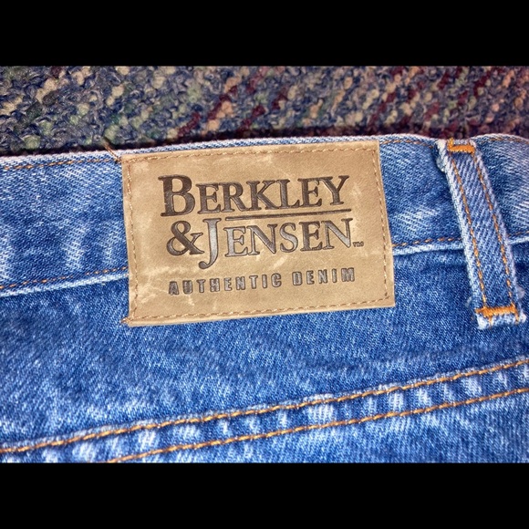 BERKLEY & JENSEN Men Denim Jeans Size 42x32 - Picture 3 of 3